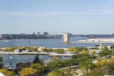 Rented by R New York