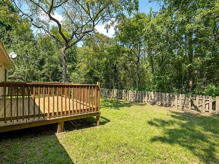 72 Oldstream Ct — Photo 23