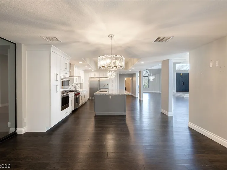 13 Dovetail Cir — Photo 47