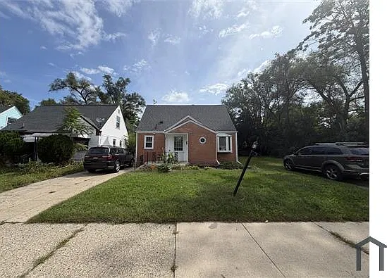 19960 Mendota St