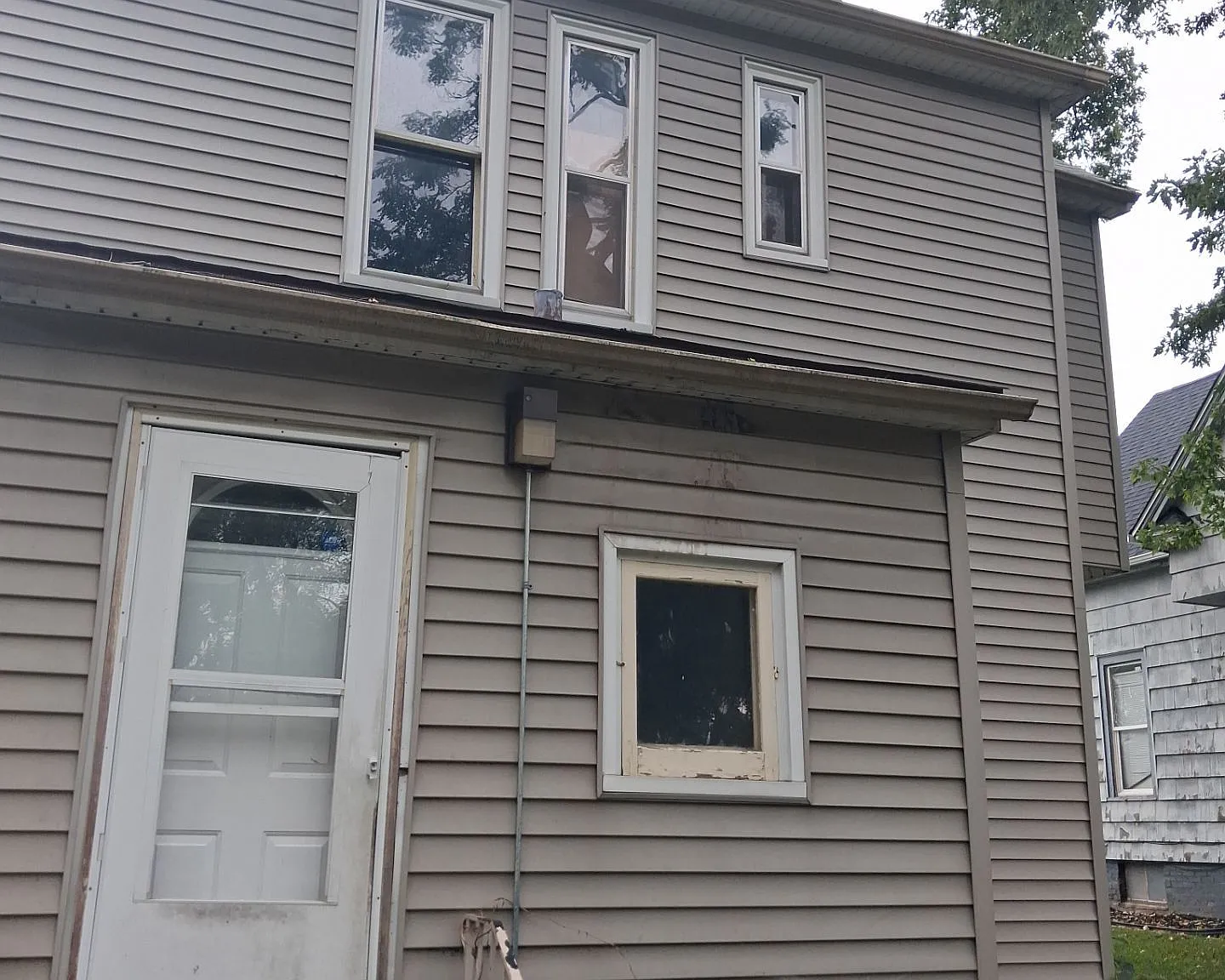 3 bed, 1400 sqft, $795 — Photo 3
