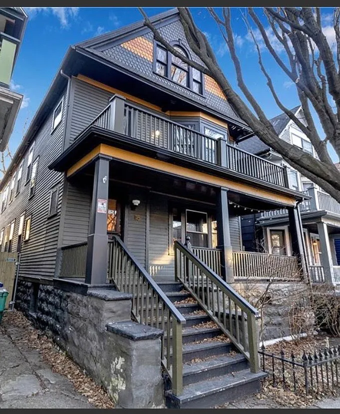 2 bed, 1250 sqft, $2,000 — Photo 1