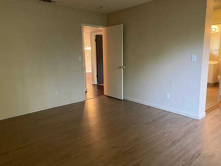 6834 Trovita Way — Photo 11