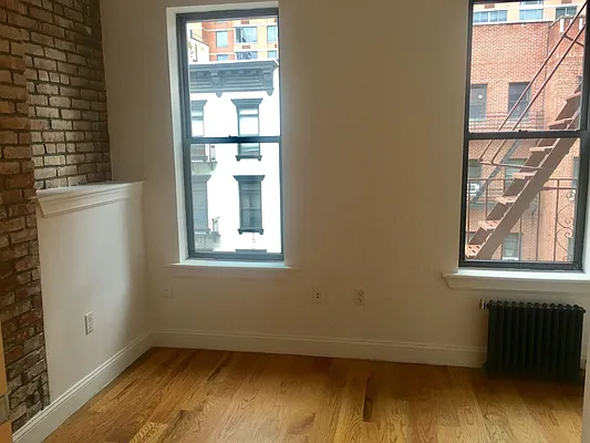 Rented by Keller Williams NYC | media 29