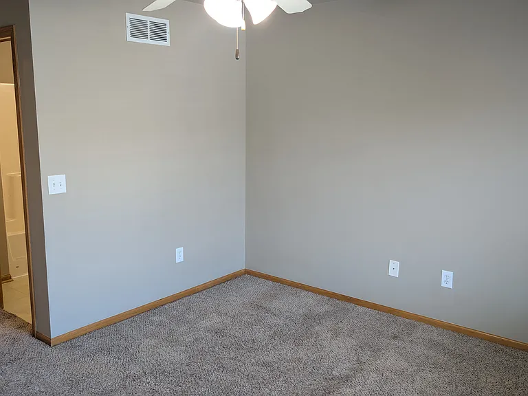 1139 NE 7th Ln — Photo 20