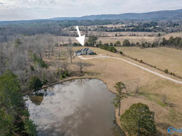 2810 Coates Bend Rd, Gadsden, AL 35901