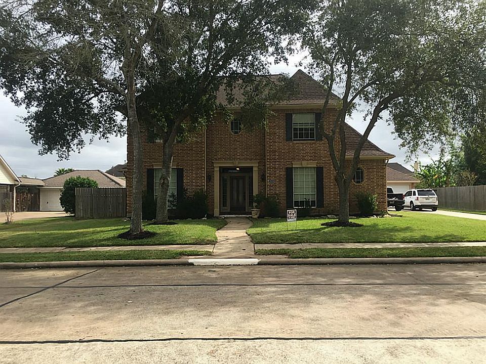 1st image of 909 Eagle Lakes Dr