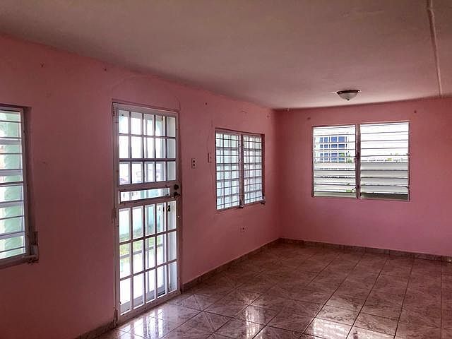 2nd image of K17 Calle 10