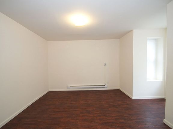 3rd image of 710 E Chelten Ave Unit 6