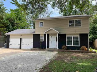 3140 SW Burlingame Rd, Topeka, KS 66611