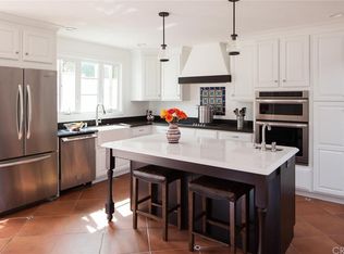 257 Sierks St, Costa Mesa, CA 92627