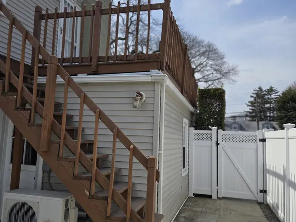 (undisclosed Address), Massapequa, NY 11758