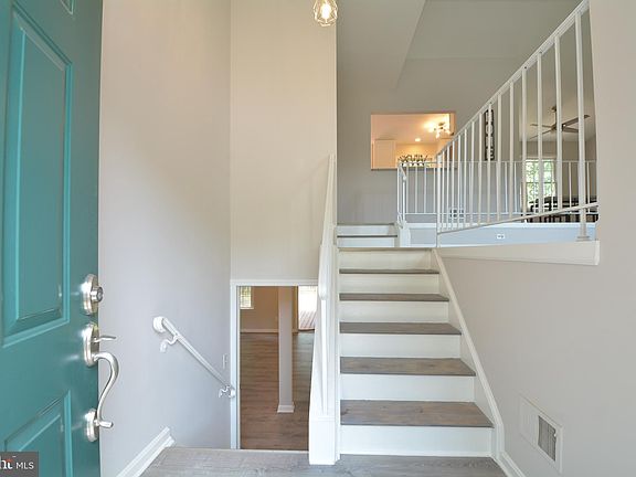 3rd image of 13416 Bryce Ct