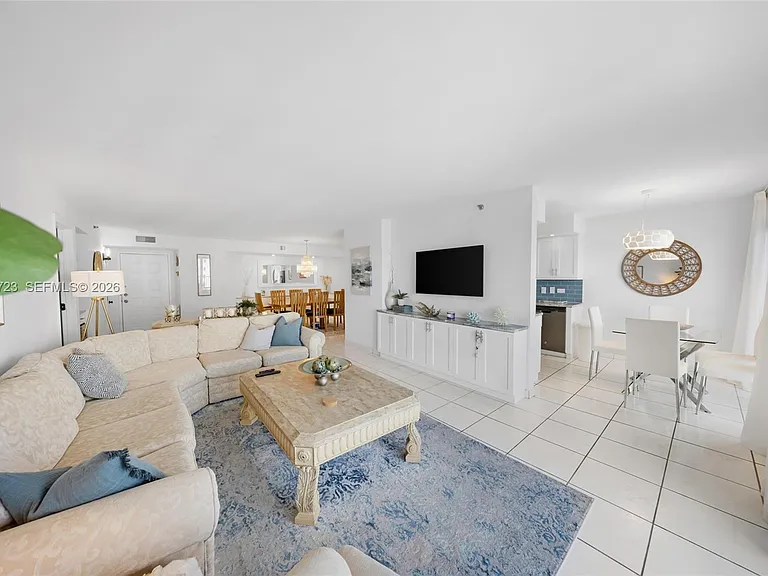 1201 S Ocean Dr #1903S — Photo 7
