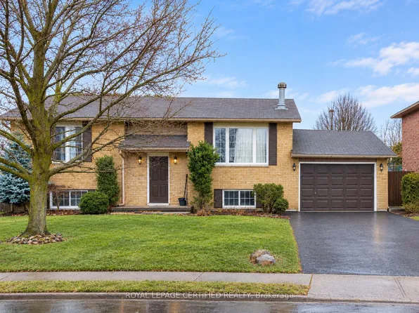 23 Hickory Ct, Welland, ON L3C 6S9