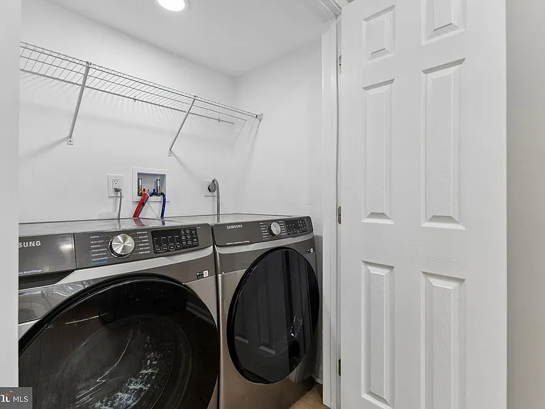 2789 Bordeaux Pl — Photo 23