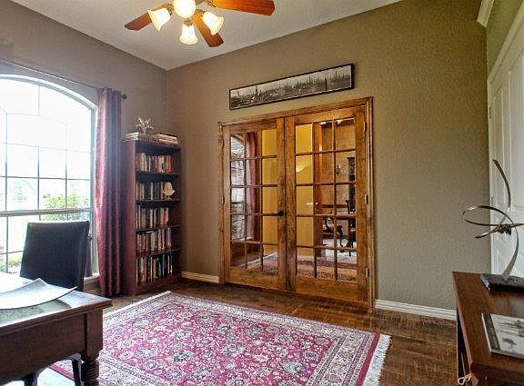3rd image of 225 Copperwood Dr