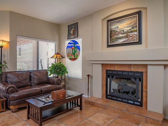 4th image of 10810 E Limberbush Pl
