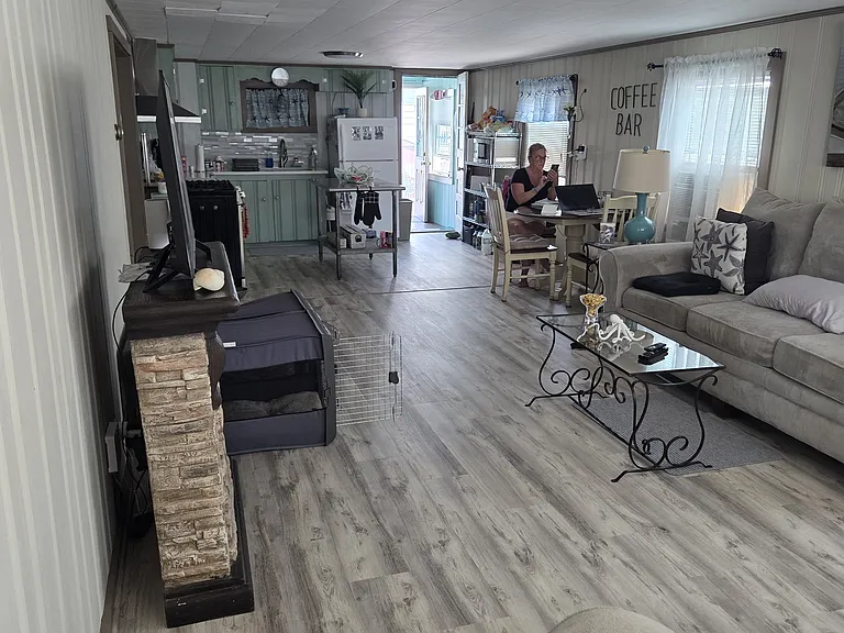 14 McKay Ave — Photo 4
