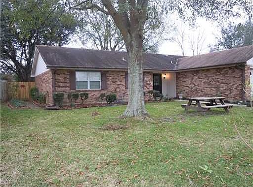 2nd image of 1720 Lafitte Dr