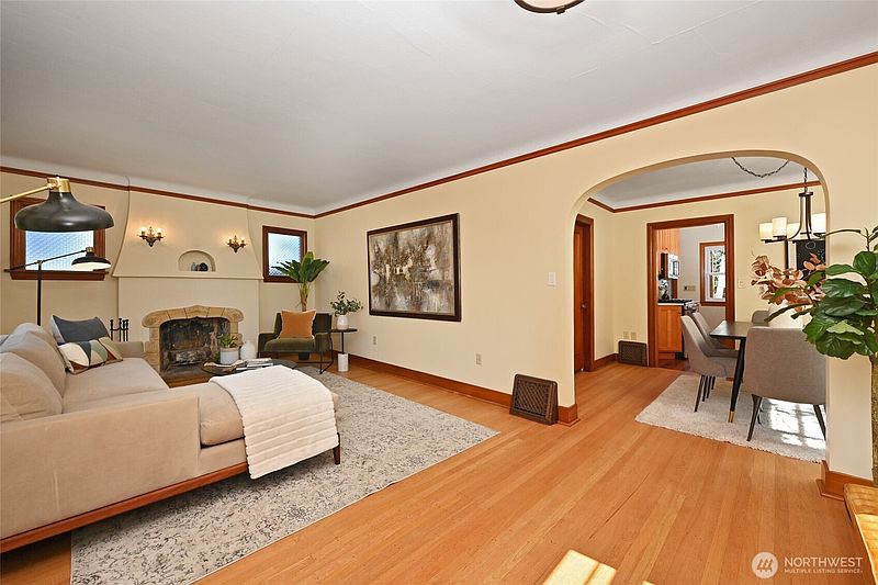 3rd image of 8046 18th Avenue NW