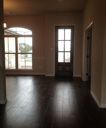 2nd image of 529 Cambridge Dr