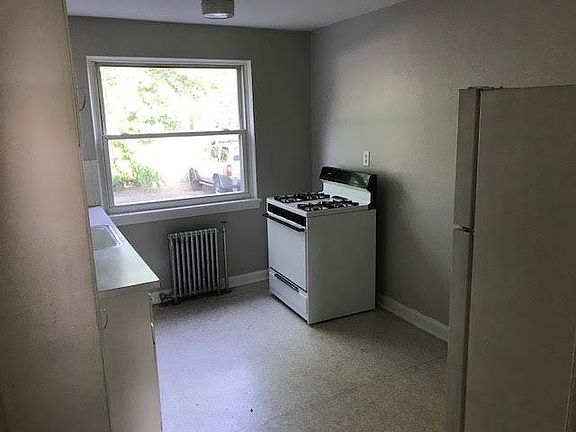 5th image of 4245 Rocky River Dr APT 12