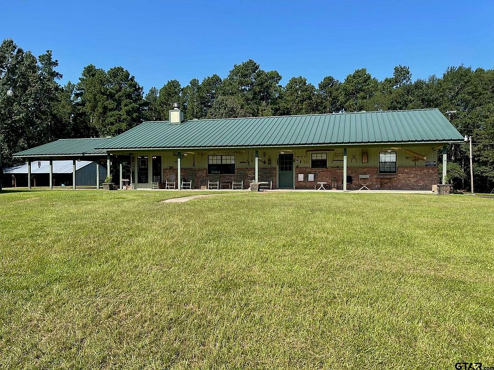 1st image of 2807 County Road 1090