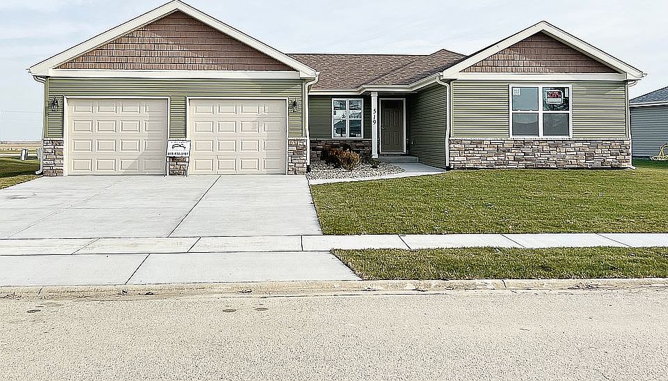 1st image of 519 Jade Dr