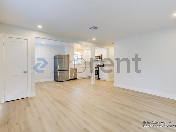 3rd image of 1815 San Andres St #C
