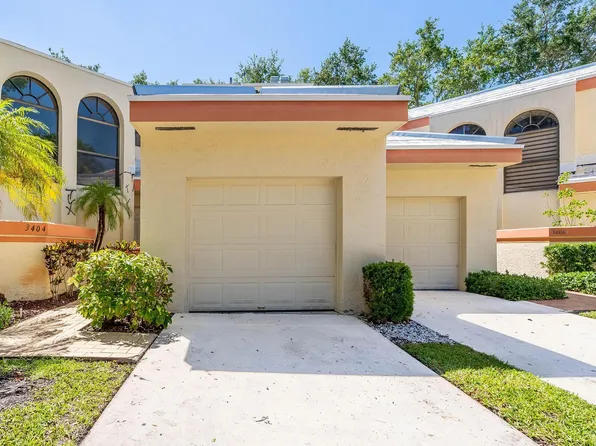 3404 Emerald Oaks Drive #803, Hollywood, FL 33021
