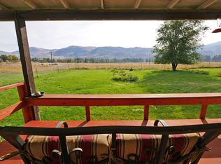 7 Surface Ln, Twisp, WA 98856