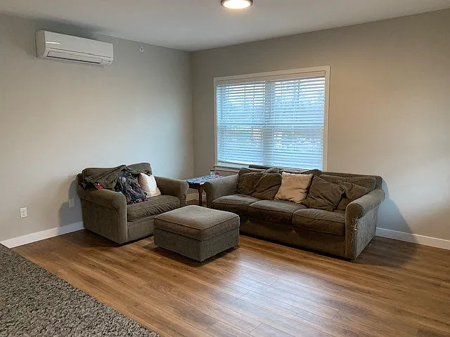 2 bed, 1.5 bath, 1004 sqft, $2,600 — Photo 4