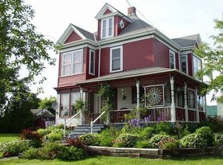 18 Broadway, Eastport, ME 04631