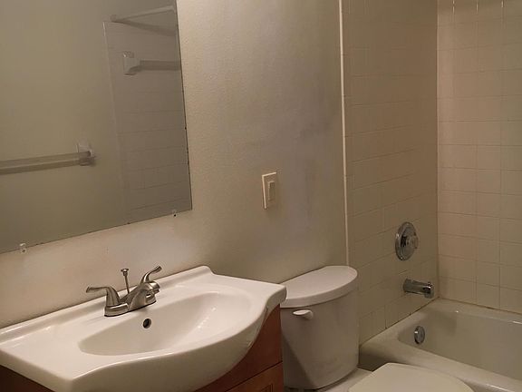 3rd image of 7231 Cloister Dr #7231