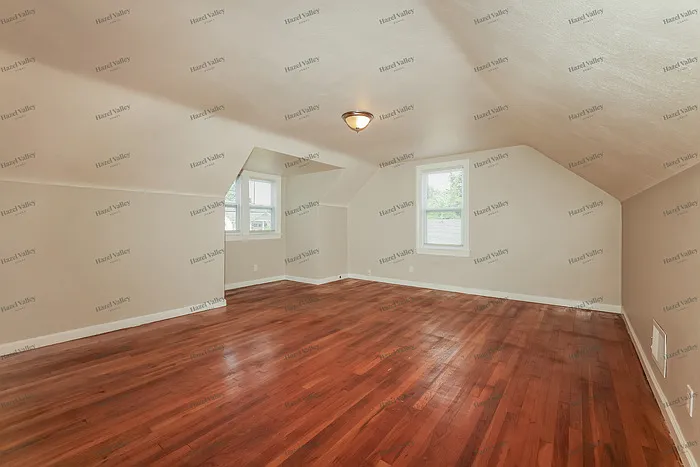 1350 Ohmer Ave — Photo 10