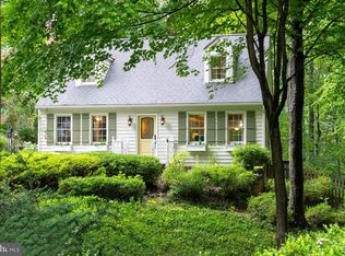 1428 Candlewood St, Fredericksburg, VA 22407