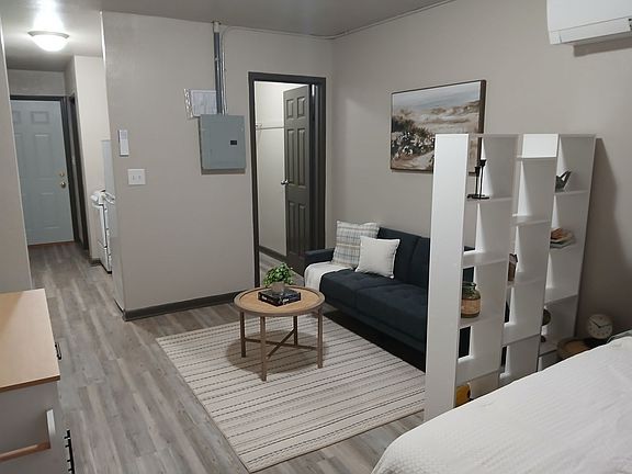5th image of 1626 D St #314