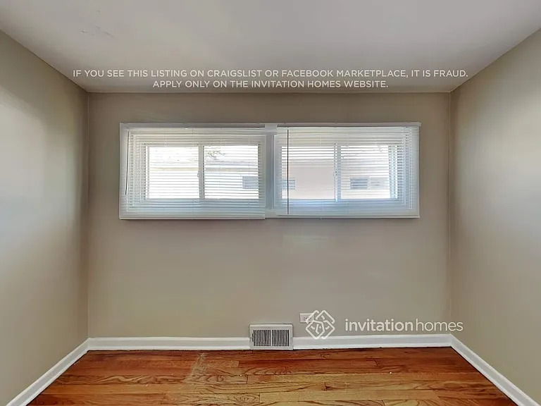 7504 Emerson St — Photo 12