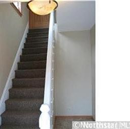 3rd image of 914 12th Ave N #2