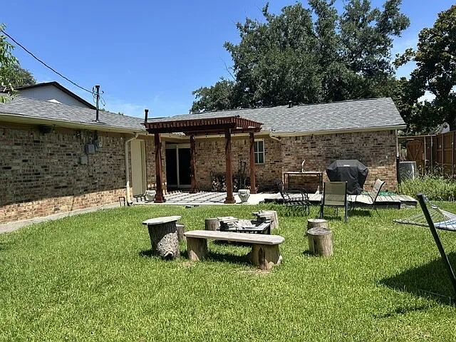 737 Snowden Dr — Photo 6