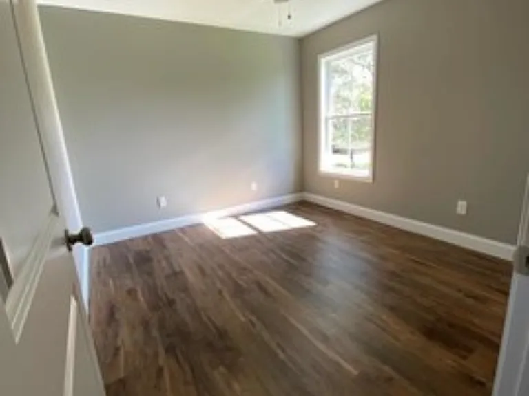 422 Golf View Dr — Photo 5