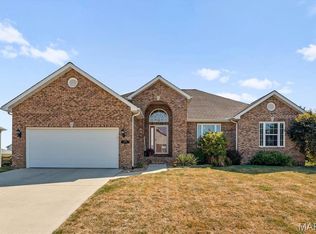 3295 Veranda Ct, Millstadt, IL 62260