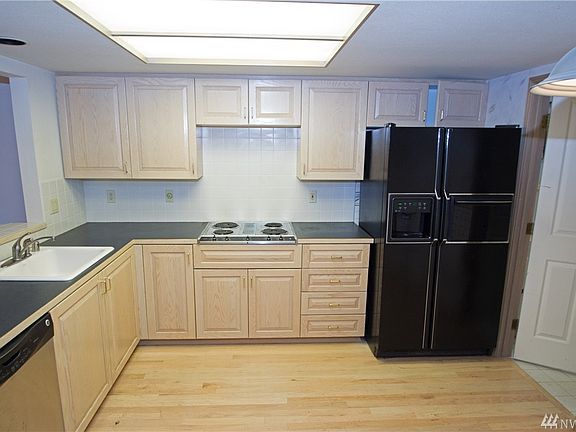 5th image of 7322 Steilacoom Blvd SW
