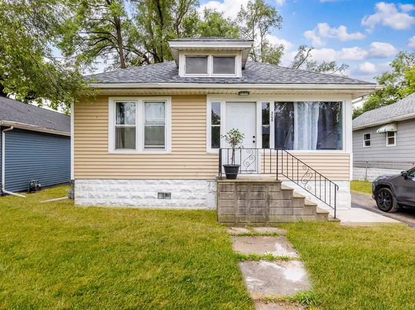306 Barry Ave, Lockport, IL 60441