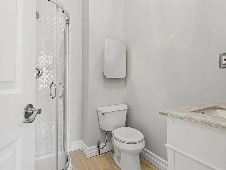 3323 Halliday Ave — Photo 48