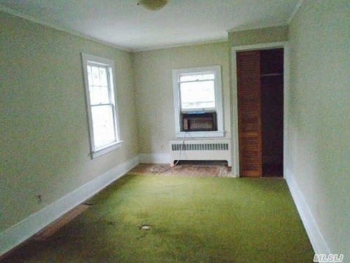 4th image of 2 Woodmere Ave
