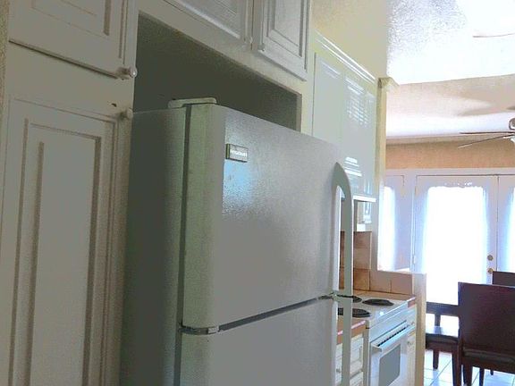 4th image of 8105 Kern Ave APT 45