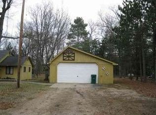 4588 Shady Lane Rd, Oscoda, MI 48750
