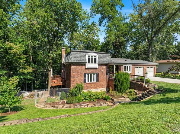 1113 Dunwoody Dr, Saint Louis, MO 63122
